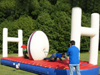Fun Rugby Game Touchdown Inflatable Bungee Challenge