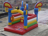 Newest A Shooting Saloon Inflatable Jumping Castle for Sale