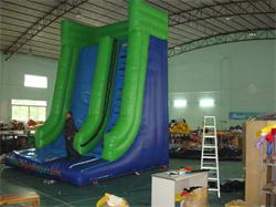 Original Design Mountain Crest Inflatable Slide for Challenge