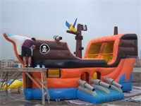 High Quality CE Approval Inflatable Pirate Boat for Rentals