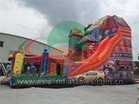 Giant Inflatable House Slide