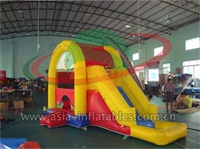 Inflatable Mini Bouncer House With Mini Pool