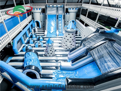 Big Indoor Inflatable Playground For Adult Challenge